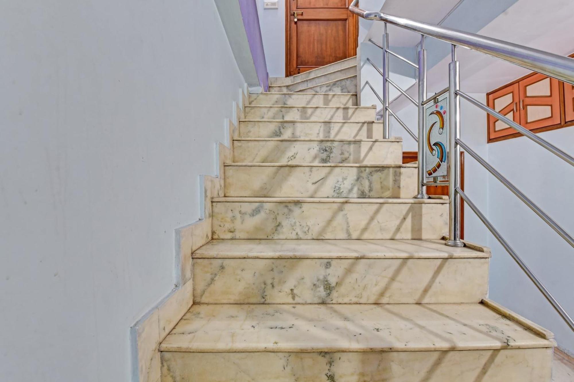 Hotel O Regal Stay Τζαϊπούρ Εξωτερικό φωτογραφία